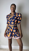 Load image into Gallery viewer, Navy Floral Print Short Set
