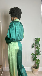 Load image into Gallery viewer, Emerald Green Color Block Satin Pant Set
