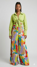 Load image into Gallery viewer, In The Tropics Pleated Wide Leg Pants
