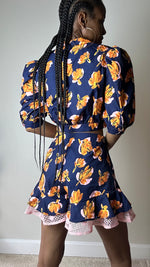 Load image into Gallery viewer, Navy Floral Print Short Set

