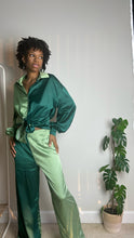 Load image into Gallery viewer, Emerald Green Color Block Satin Pant Set
