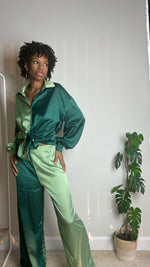 Load image into Gallery viewer, Emerald Green Color Block Satin Pant Set
