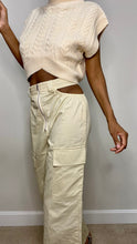 Load image into Gallery viewer, Crescent Cropped Sweater Vest
