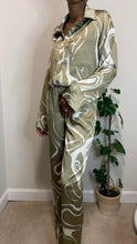 Load image into Gallery viewer, Blurred Lines Satin Pant Set
