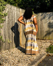 Load image into Gallery viewer, Butter Me Up Maxi Dress
