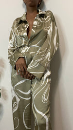 Load image into Gallery viewer, Blurred Lines Satin Pant Set
