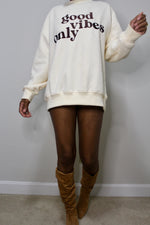 Load image into Gallery viewer, Good Vibes Only Sweatshirt
