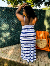 Load image into Gallery viewer, Alzenia Maxi Dress
