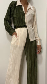 Load image into Gallery viewer, Down the Middle Plisse Pant Set
