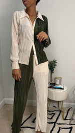Load image into Gallery viewer, Down the Middle Plisse Pant Set
